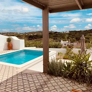 Casa Na Colina : The And The Long House Holiday home